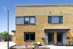 Abbey Walk, West Molesey- click for photo gallery